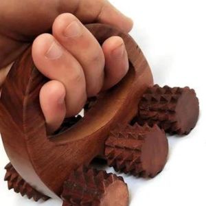 Wooden 6 Ball Massager Cutter