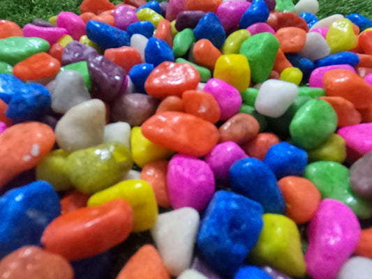 Beautiful and Colorful Decorative Milticolor Pebbles/Stones